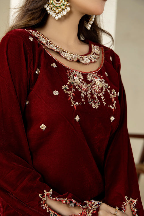 Maroon Makhmal