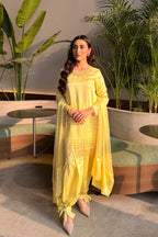 Butter Bloom full look