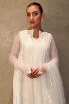 Noor front view with dupatta
